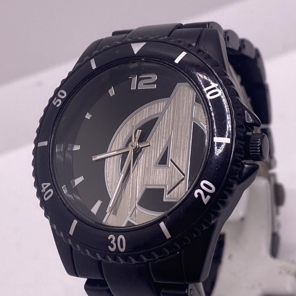 Unisex Avengers Watch Works New Battery